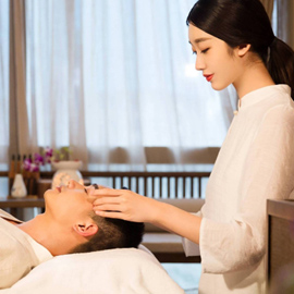 武汉江岸YanYan养生馆秉持“客户至上”的服务理念